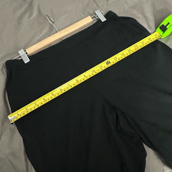 J. Jill Womens Stretch PullOn Dress Pants Size 10 Black Straight leg MidRise. - Picture 3 of 4